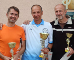 Pepáčkovo koulení skolilo favority, Kutému v Albrechticích utekl hattrick