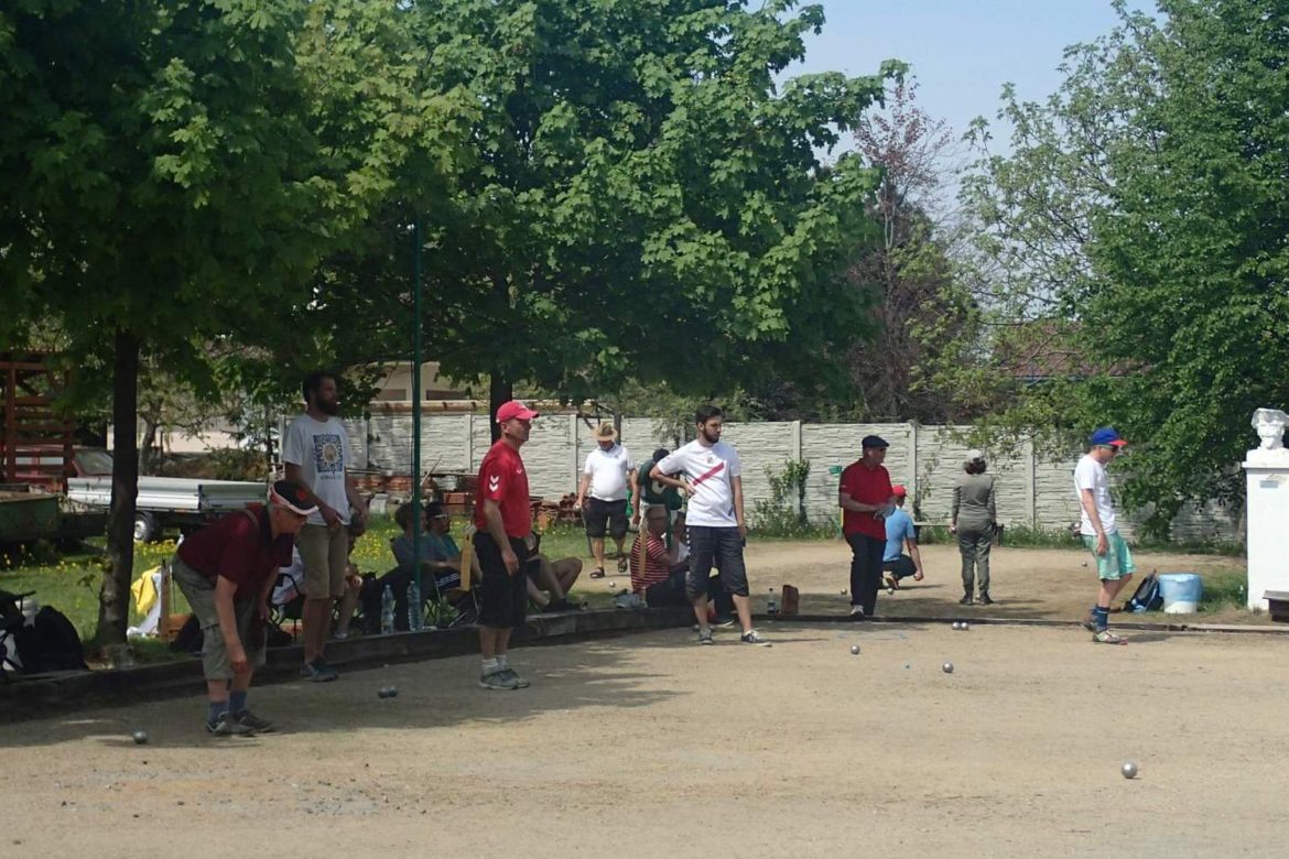 Nejlépe v Ořechu louskalo Carreau a Konšel