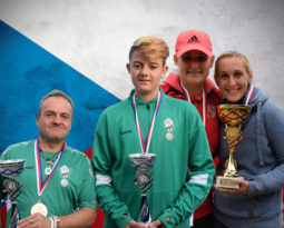 Kvalifikační dvojice vyhráli zkušené reprezentantky i junior